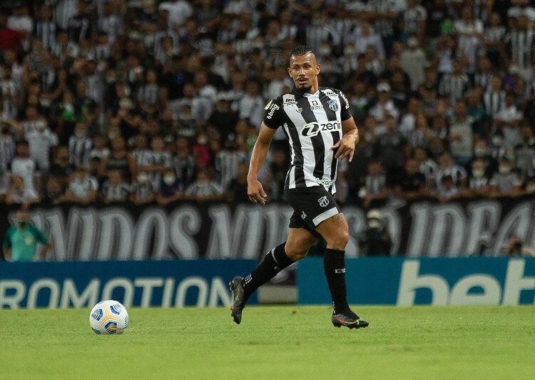 Fernando Sobral nega saída do Ceará: ‘Só especulação’