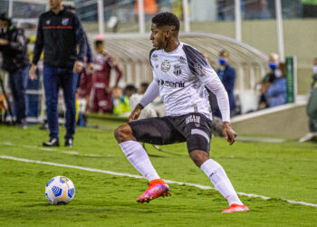 Opinião: “Fica um ar de decepção por não ter ido à Libertadores, mas o Ceará não pode desvalorizar a Sul-Americana”