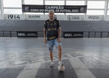 Revelado pelo Sumov, Adeirton reforça equipe de futsal do Ceará em 2022; Vini e Sapinho renovam contratos