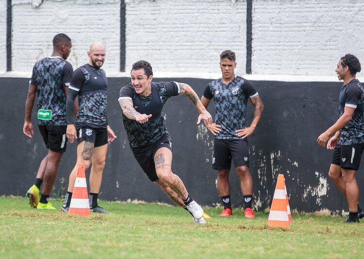 Ceará inicia a semana de olho em estreia na temporada