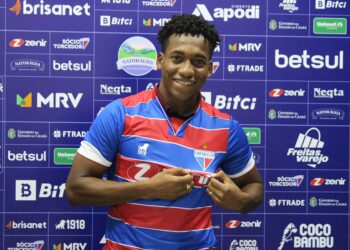 Apresentado pelo Fortaleza, Landázuri garante estar a disposição para domingo