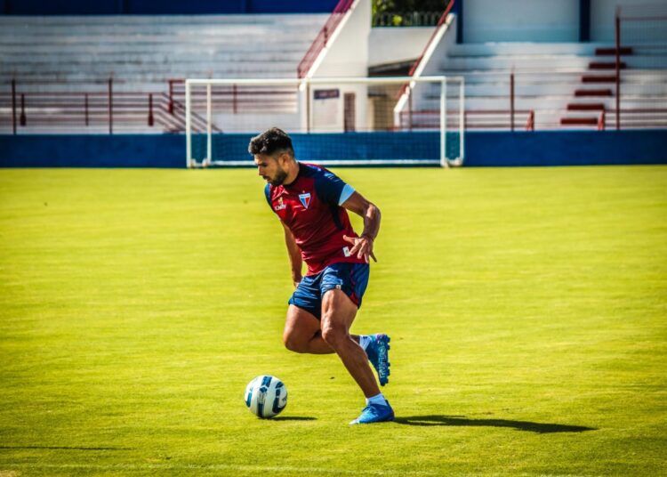 Silvio Romero será apresentado pelo Fortaleza nesta terça-feira (25); Saiba como assistir