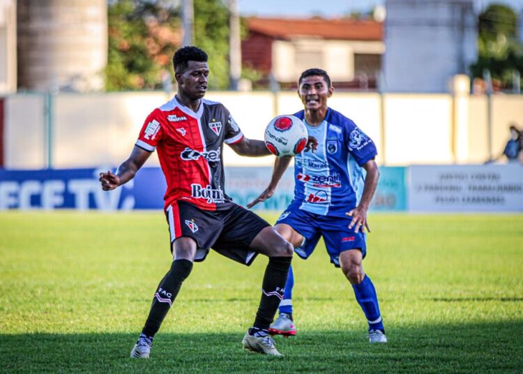 Anderson Batatais lamenta novo empate do Ferroviário, mas enfatiza que a equipe vai evoluir