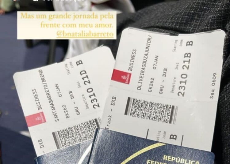 Fim de novela: atacante Gilberto embarca para jogar no futebol árabe