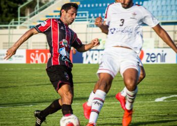 Sexta rodada do Cearense acontece nesta segunda-feira (24); veja o que está em jogo e saiba onde assistir
