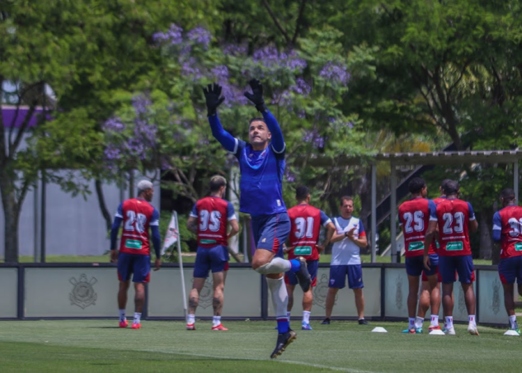 Fora dos planos do Fortaleza, Felipe Alves deve ser emprestado ao Juventude/RS