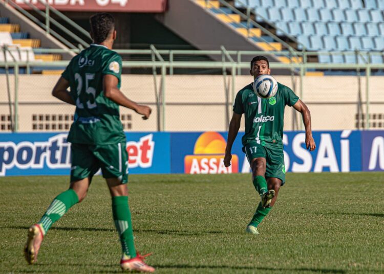 Sampaio Corrêa x Floresta: onde assistir, horário, escalações e arbitragem
