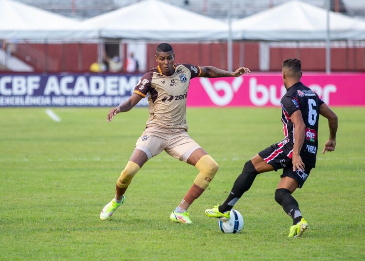 Com gol contra, Ceará vence o Atlético-BA pela Copa do Nordeste