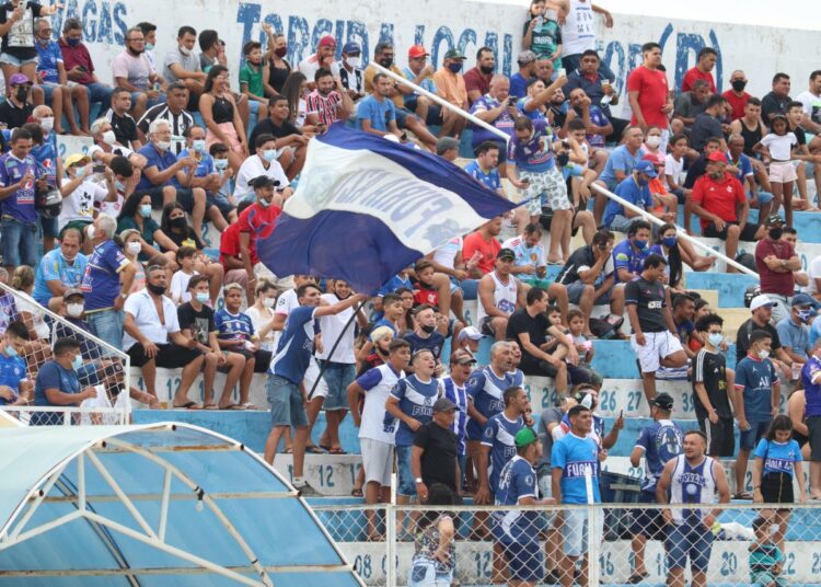 Antes de primeiro duelo contra o Ceará, técnico do Iguatu fala em decidir tudo no segundo jogo: “A ideia é sair daqui vivo dentro da competição”