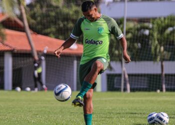 Max Oliveira, ex-Fortaleza, reforça o Floresta na segunda divisão do Cearense