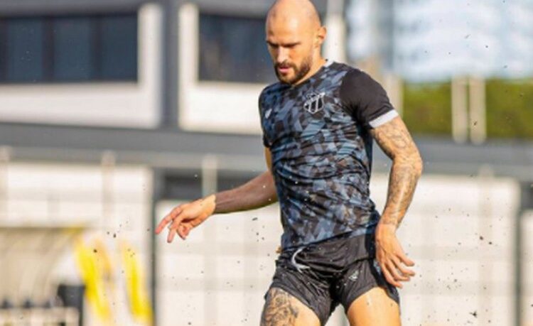 Marlon rescinde contrato e não faz mais parte do Ceará; atleta irá defender o Juventude