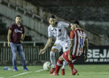 Náutico bate Botafogo/PB nos pênaltis e enfrentará o Fortaleza nas semifinais da Copa do Nordeste