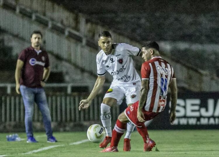 Náutico bate Botafogo/PB nos pênaltis e enfrentará o Fortaleza nas semifinais da Copa do Nordeste