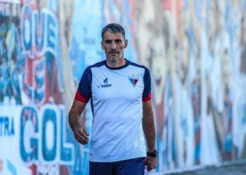 Vojvoda avalia estreia de Zé Welison e exalta solidez do Fortaleza contra o CRB: “Mais regular”