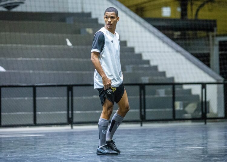 Em preparação para a Copa do Estado, Ceará conclui seu último treino antes da estreia