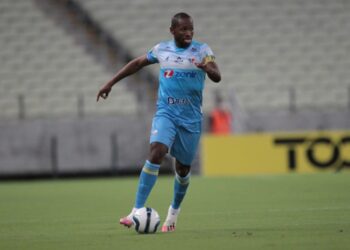 Suspenso, Tinga desfalcará Fortaleza no primeiro jogo da final da Copa do Nordeste