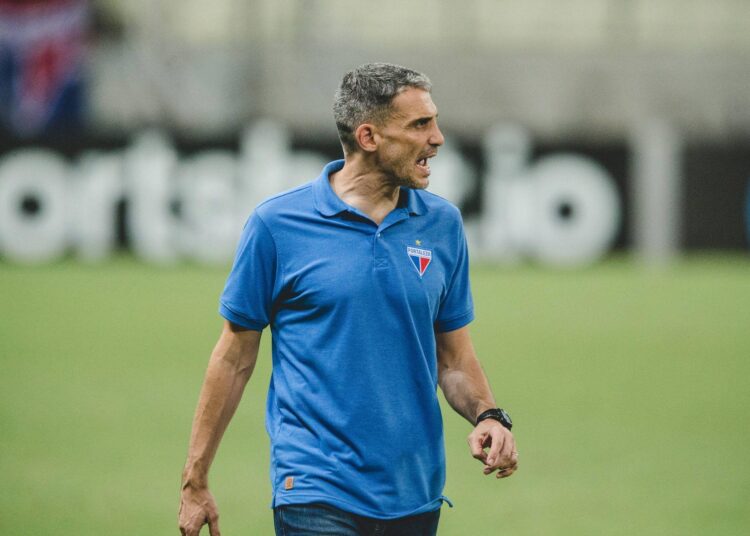 Vojvoda elogia atuação do Fortaleza contra Atlético/BA, mas ressalta trabalho para melhorar a eficiência