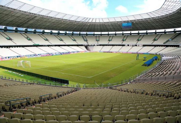 Em novo decreto, Governo do Ceará libera 100% de público nos eventos esportivos
