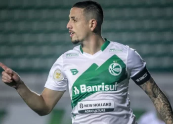 Ceará anuncia oficialmente a contratação de Matheus Peixoto