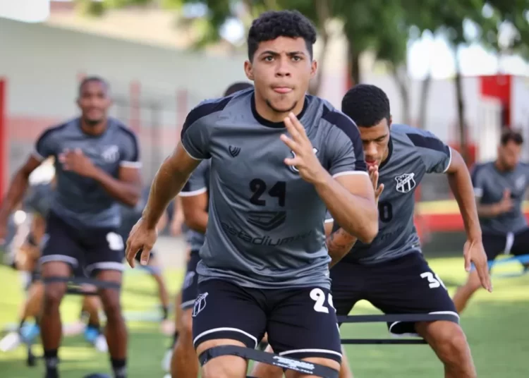 A pedido de Guto Ferreira, Jacaré deixa o Ceará e deve reforçar equipe do Bahia