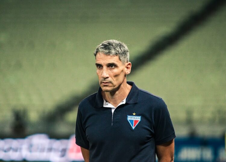 Vojvoda se torna primeiro técnico estrangeiro a conquistar a Copa do Nordeste