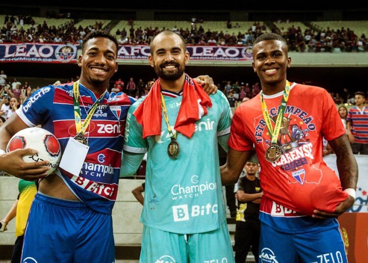 Com novo título cearense, Max Walef se junta a Juracy Machado como jogador com mais títulos oficiais na história do Fortaleza