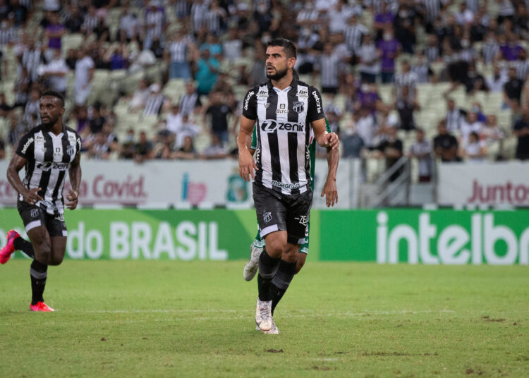 Com vários jogadores da base, Ceará divulga lista para Copa Sul-Americana