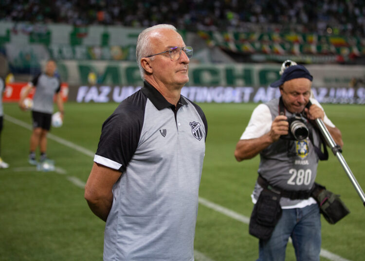 Dorival Júnior é o primeiro técnico a estrear com três vitórias seguidas no Ceará desde 2012