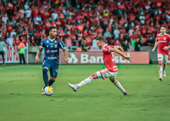 Na despedida de D’Alessandro, Fortaleza leva virada do Internacional no Beira-Rio