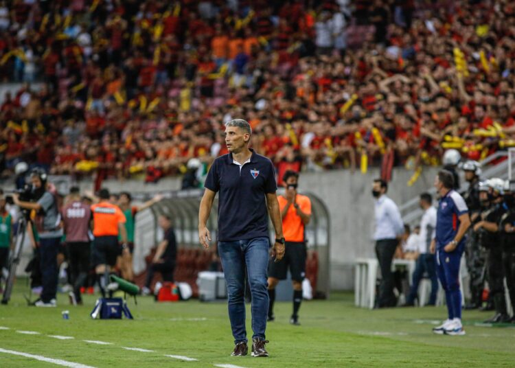 Vojvoda afirma foco na decisão de domingo e garante: “O psicológico está muito bom”