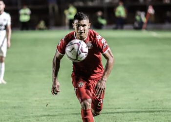 General Caballero acumula sequência de seis partidas sem vitórias; paraguaios serão adversários do Ceará nessa noite