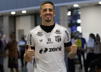 Médico do Ceará confirma nova lesão de Matheus Peixoto e atacante deve ficar fora por mais três semanas