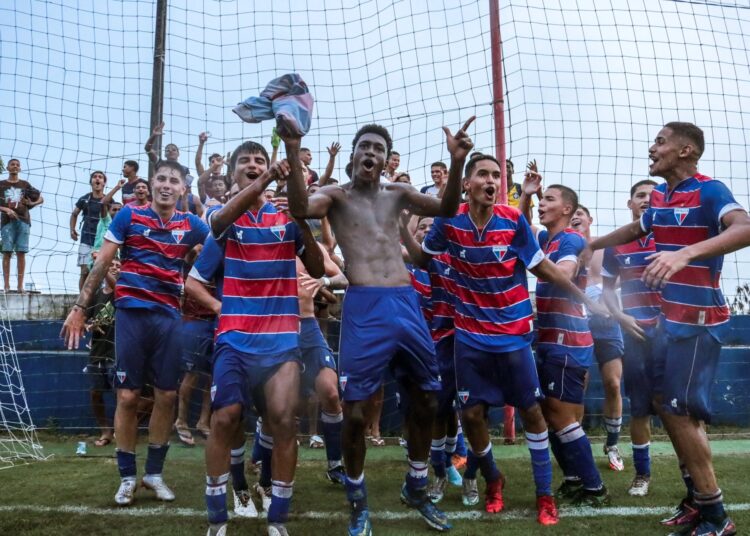 Com apoio da torcida, Fortaleza goleia Criciúma e avança às quartas de final da Copa do Brasil Sub-17