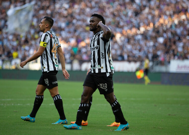 Opinião: sólido e importante, Mendoza se firma como grande destaque do Ceará em 2022