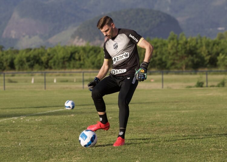 João Ricardo pede atenção ao Ceará na Sul-Americana e alerta para dificuldade do adversário: “muito difícil”