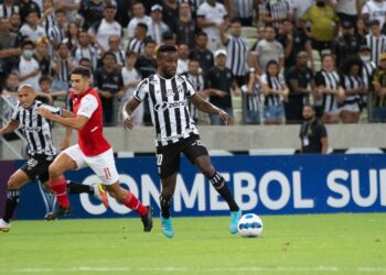 Independiente x Ceará: onde assistir, prováveis escalações, arbitragem e horário