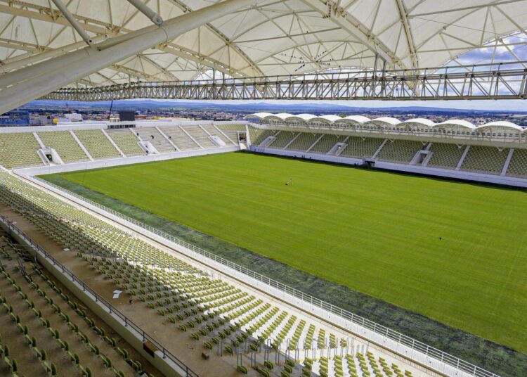 Com equipes tradicionais e Arena Romeirão como principal palco, Série B do cearense estreia nesse final de semana