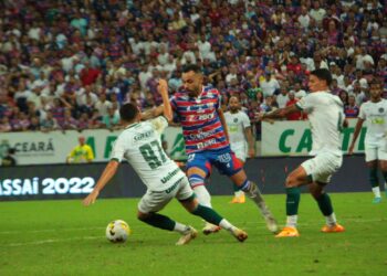 Yago Pikachu marca, mas Fortaleza leva gol no fim e fica no empate com o Goiás 