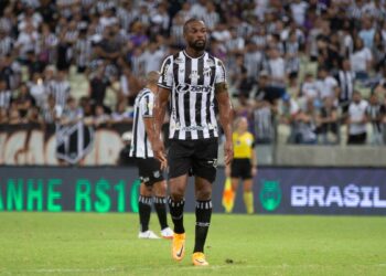 Com a ausência de Luiz Otávio, Ceará embarca para sequência de dois jogos seguidos fora de casa pelo Brasileirão