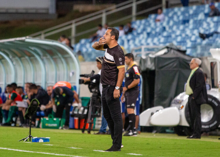 Ceará chega no Clássico-Rei com terceiro técnico diferente na temporada 2022