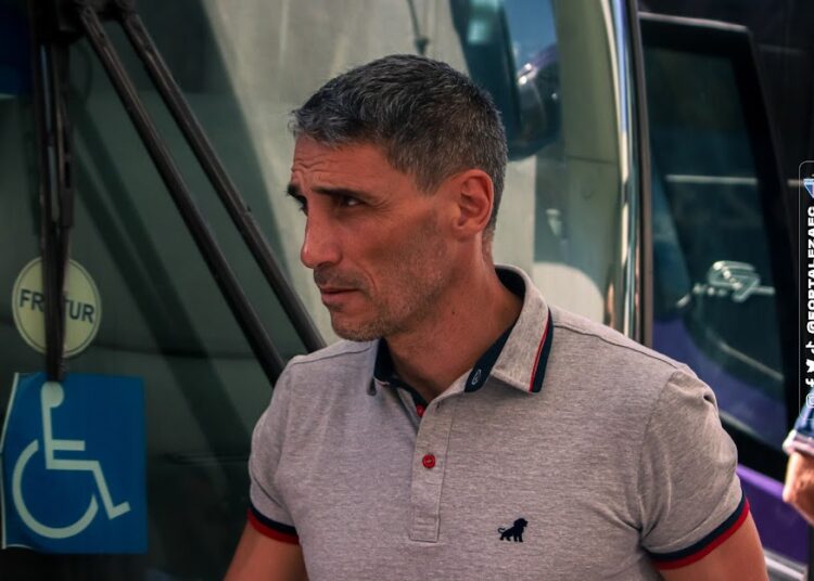 Vojvoda vê Fortaleza mal em muitos aspectos e lamenta derrota contra o Avaí: “Levantar a cabeça”