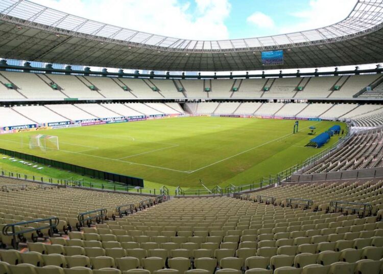 Governo do Estado propõe reforma imediata do gramado do Castelão, mas Ceará, Fortaleza e FCF rejeitam