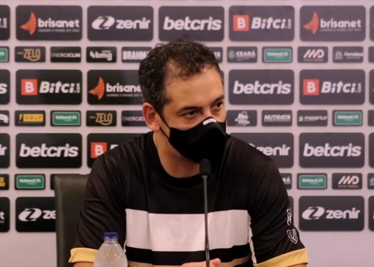 Em estreia, Marquinhos Santos destaca torcida do Ceará e exalta desempenho da equipe: “Entrega, disposição e intensidade”