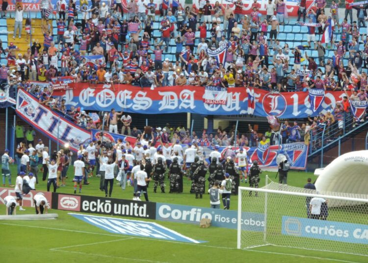 Título inédito e acesso inesperado: Fortaleza guarda boas recordações de duelos contra o Avaí