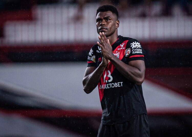 Atlético/GO possui desfalques no setor defensivo para enfrentar o Ceará; confira provável escalação