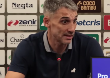 Após mais um jogo sem vitória do Fortaleza, Vojvoda rebate repórter e fala em merecimento: “Isso vai virar”