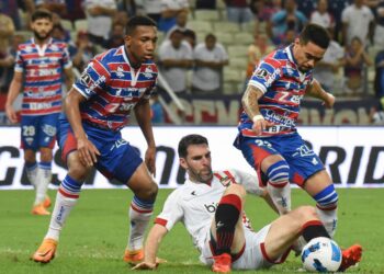 Fortaleza 1 x 1 Estudiantes | “Foi um jogo brigado, mas senti falta de criatividade”